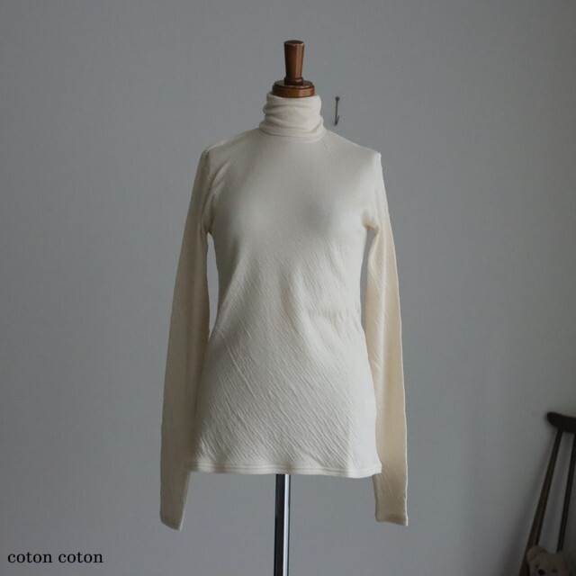 R242　Robe de Peau タートルネックプルオーバー　４色