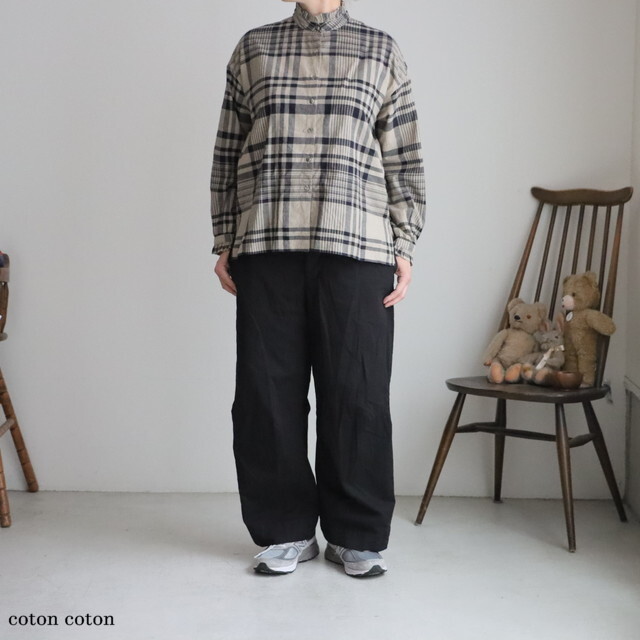 INMDS25731 maison de soil  HANDWOVEN HEAVY COTTON CHECK FRILL COLLAR BACK PINTUCK SHIRT