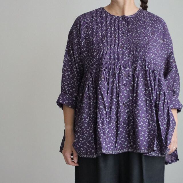 NMDS26542 maison de soil  80s ORGANIC VOILE GENTIANA BLOCK PRINT CREW-NECK BUTTON SHIRT WITH PINTUCK 2色