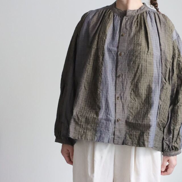 13114096　vlas blomme  シャツBlouson　２色