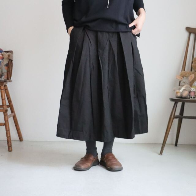 VC2904A Veritecoeur フロントタックスカート BLACK