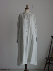 【新品未使用】vlas blomme フレアジレ vlas blomme(ヴラスブラム)