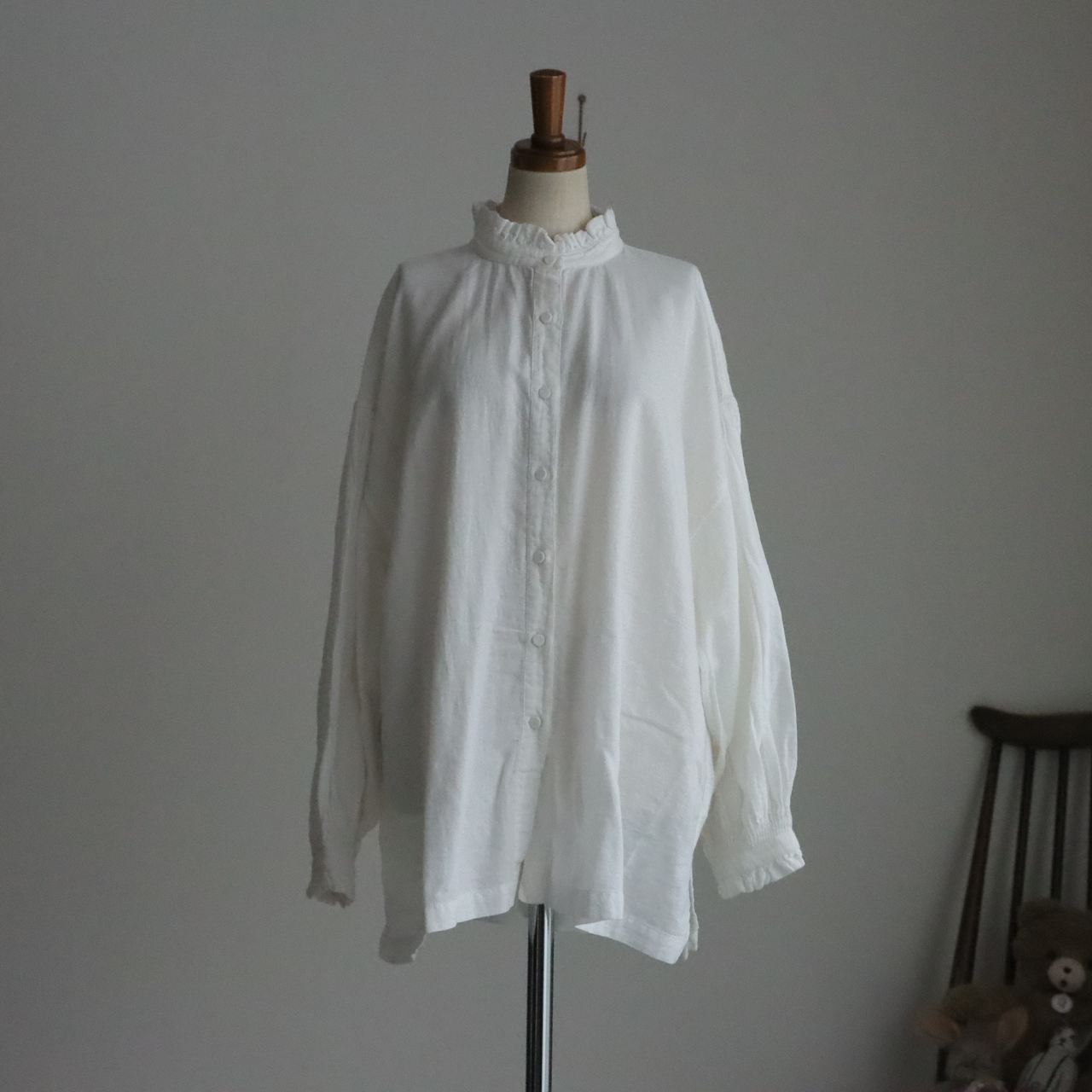 INMDS26702 maison de soil  TWILL COTTON KHADI PLAIN FRILL COLLAR SHIRTS WITH MINI PINTUCK