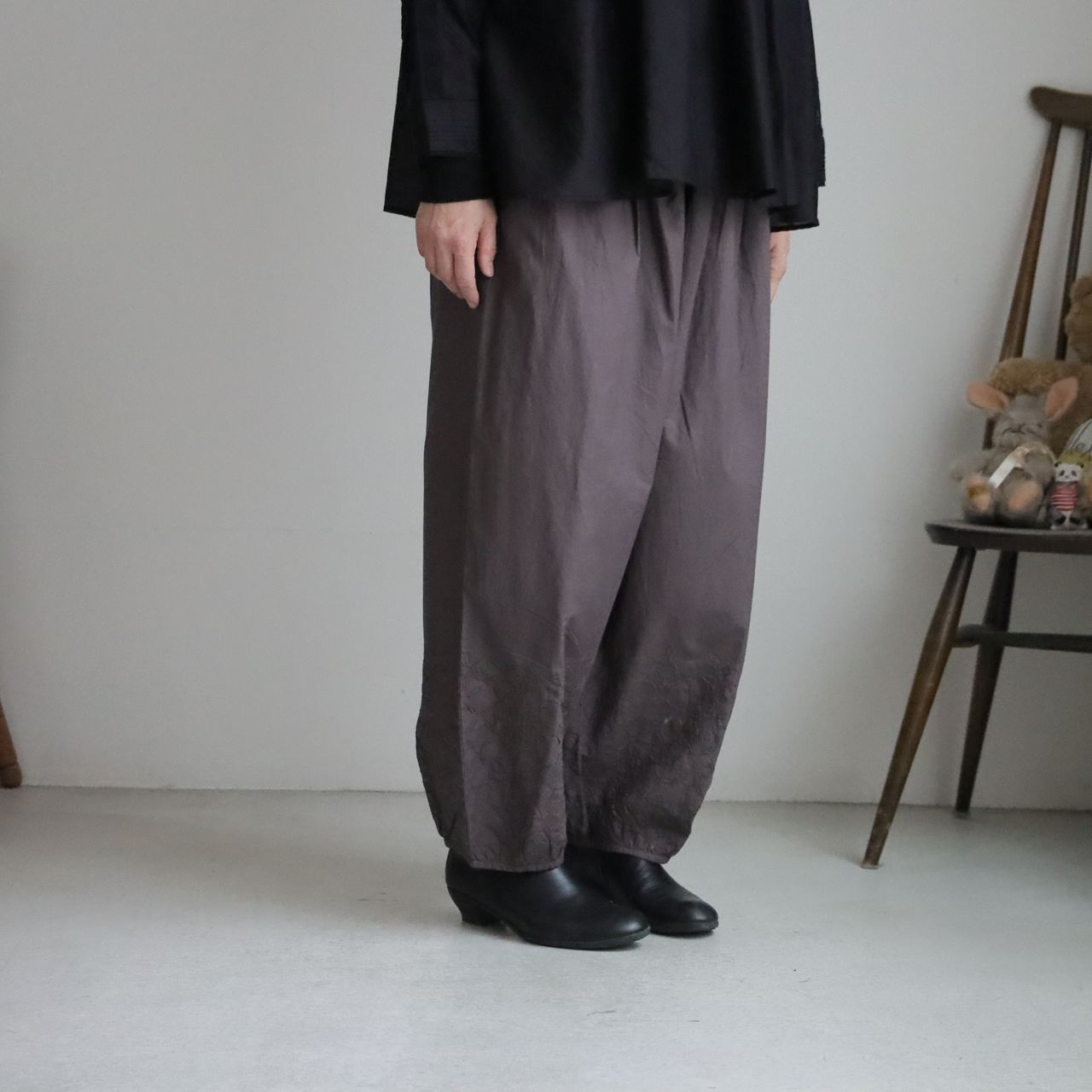 RS003  Robe de Peau   ソフトライトフィルターパンツ　２色