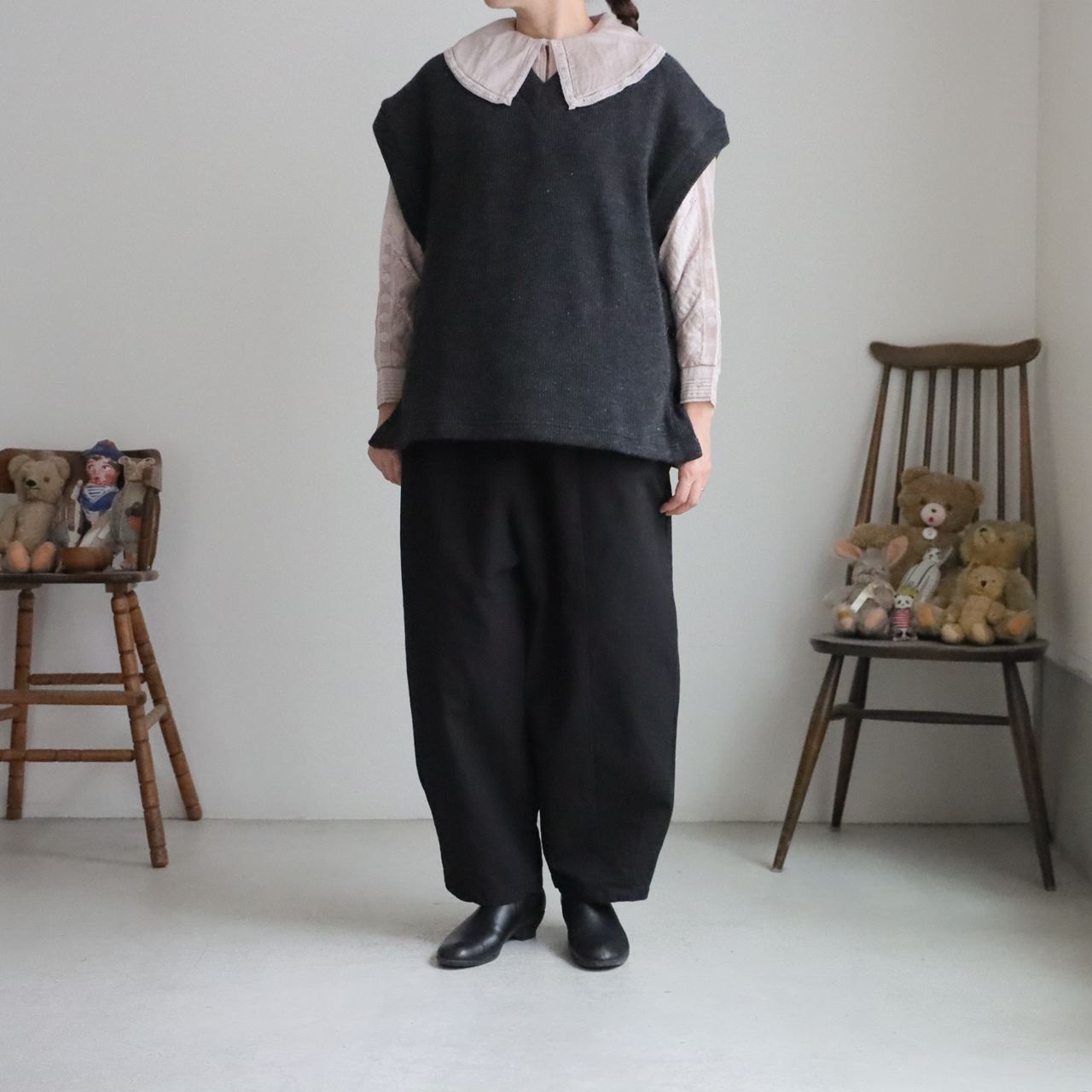 TS263CT086 TISSU 　ウーレンクォーターサイドボタンベスト　２色
