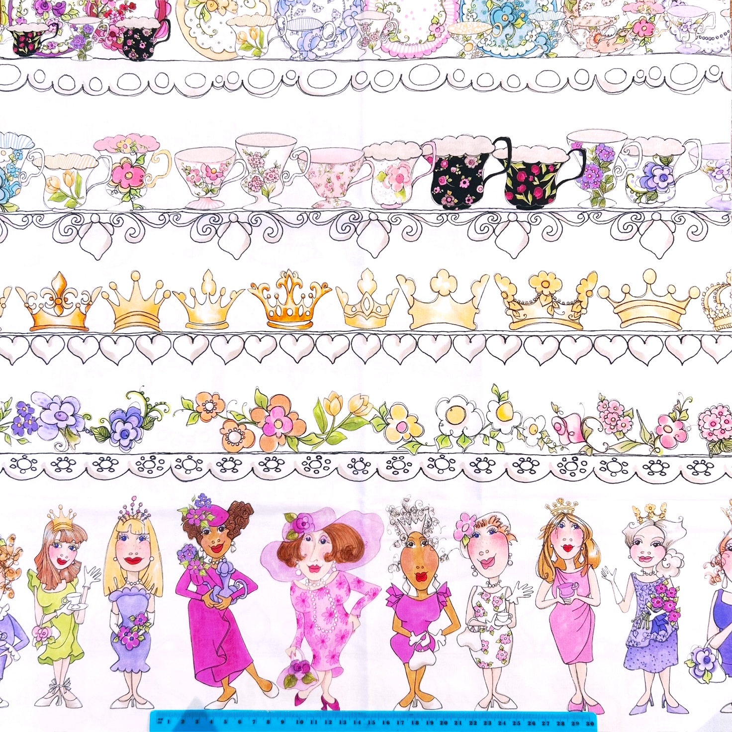 USAコットン アメリカ輸入生地【Loralie Designs】ロラリーデザインズ - Border Beauties - ボーダービューティーズ  ティーカップ／花／ティアラ柄　ホワイト (ULH-425)