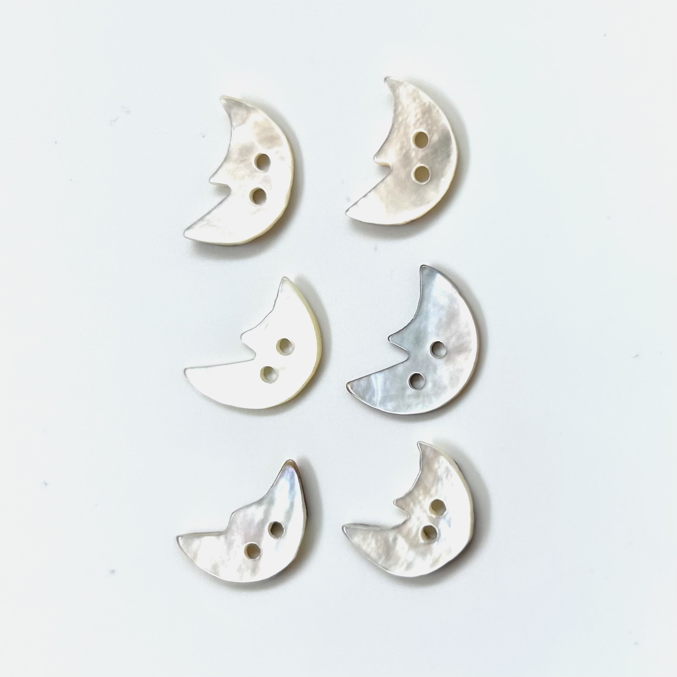 貝ボタン シェルボタン 6個セット【 三日月形 】(NOT-287)