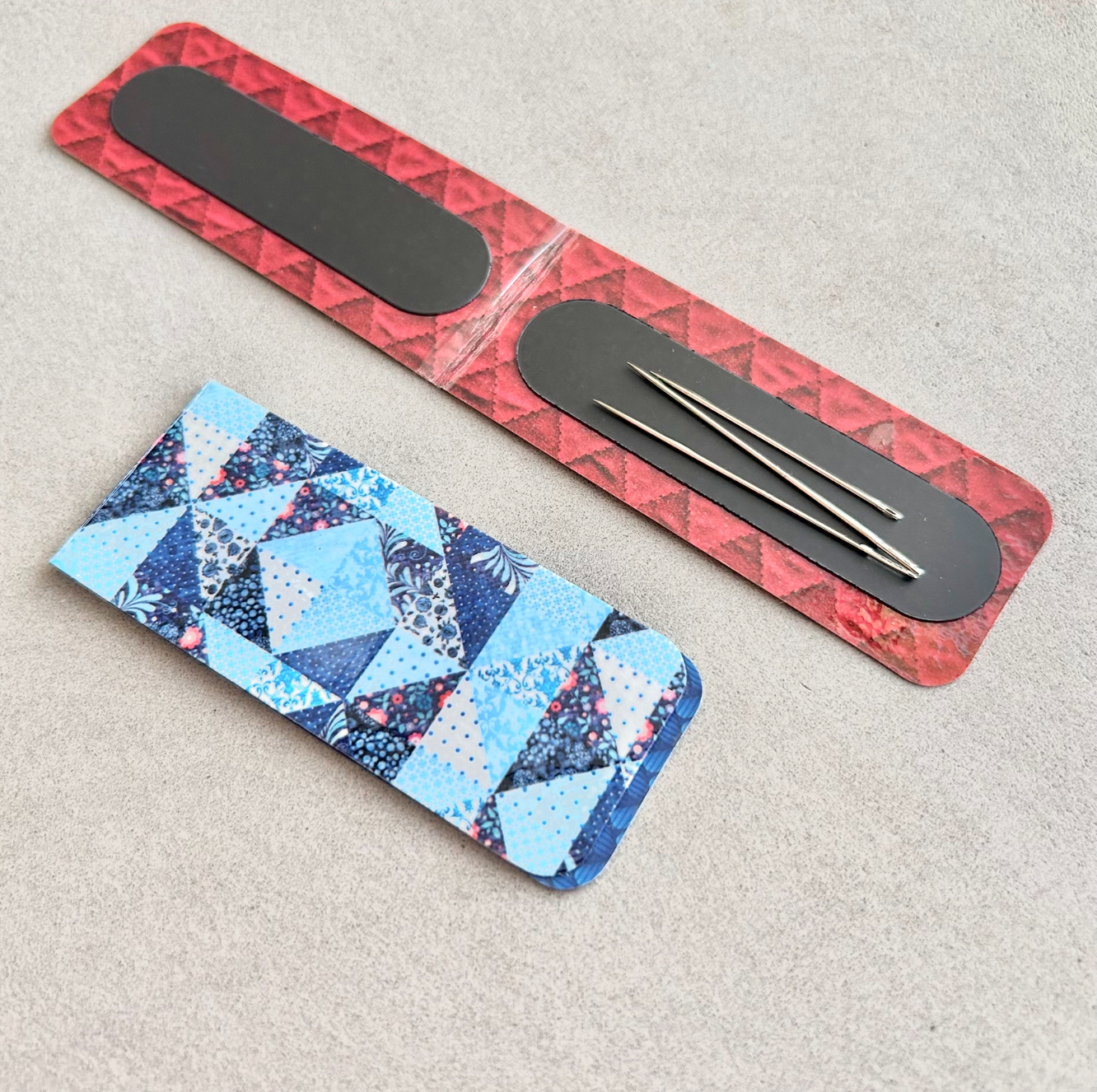 USA輸入  希少  マグネットニードルケース  磁石折りたたみ針ケース  (NOT-363)