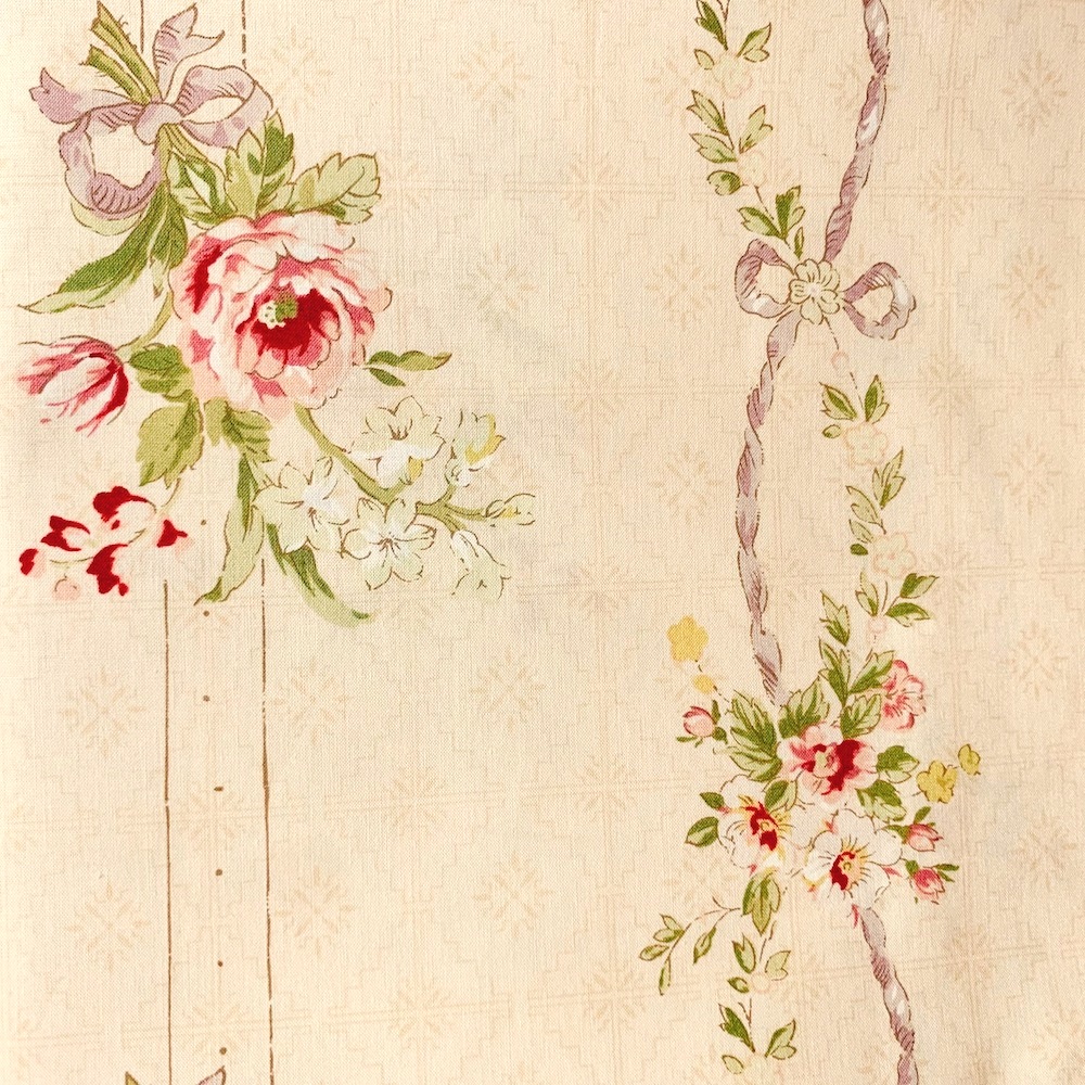 【こうの早苗先生デザインプリント】(JKNS-095)　アイボリー系　 花・リボン柄