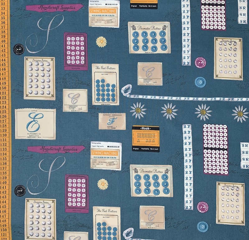 【小関鈴子先生デザインプリント】(JKS-355)ダークグリーン系　 クラシカル 英字 手芸 ソーインググッズ柄布地