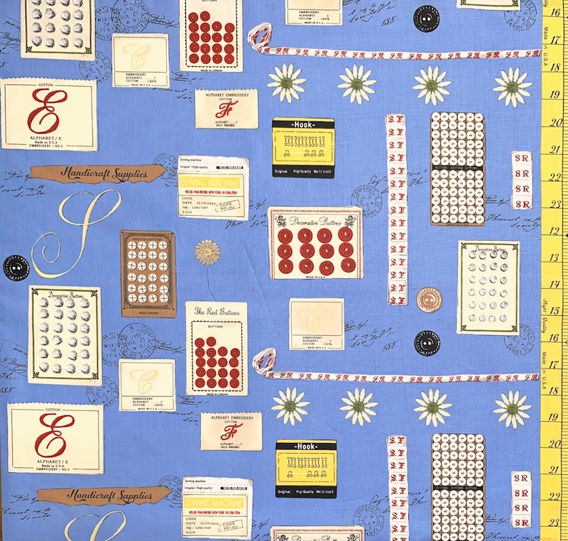 【小関鈴子先生デザインプリント】(JKS-356)ライトブルー系  クラシカル  英字  手芸 ソーインググッズ柄布地