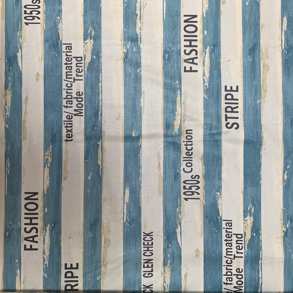 【小関鈴子先生デザインプリント】(JKS-382)ライトブルー・ベージュ　ストライプ・英字柄