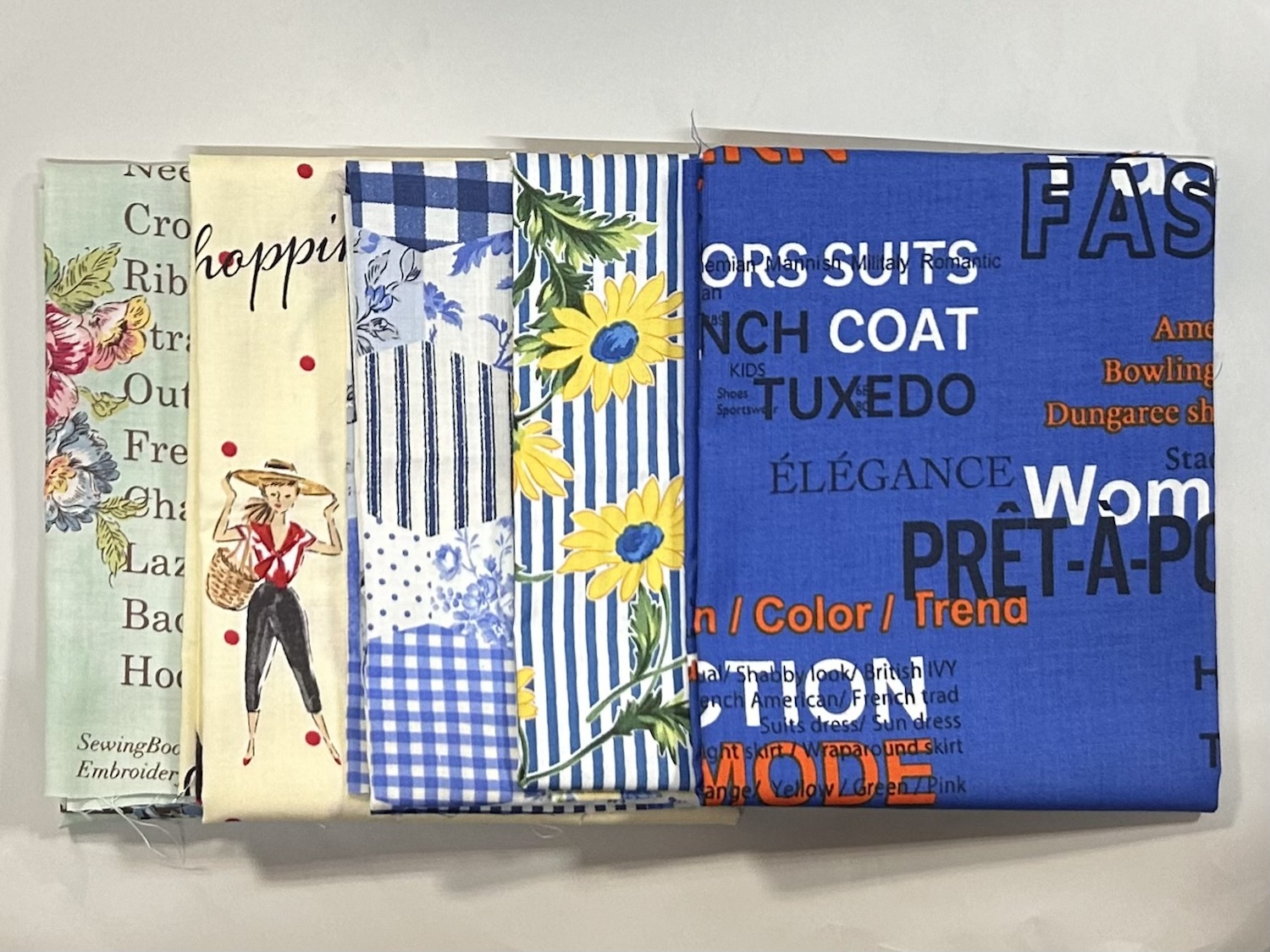 【小関鈴子デザイン 人気の布をお得な5枚セットに】ストライプ  ドット  アルファベット  数字  花柄  レトロ柄 (JKS-SET015)