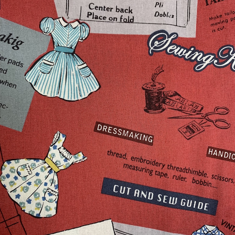 【国産プリント】英字 ドレス柄  人物柄 ソーイング　レッド系  JKY-004