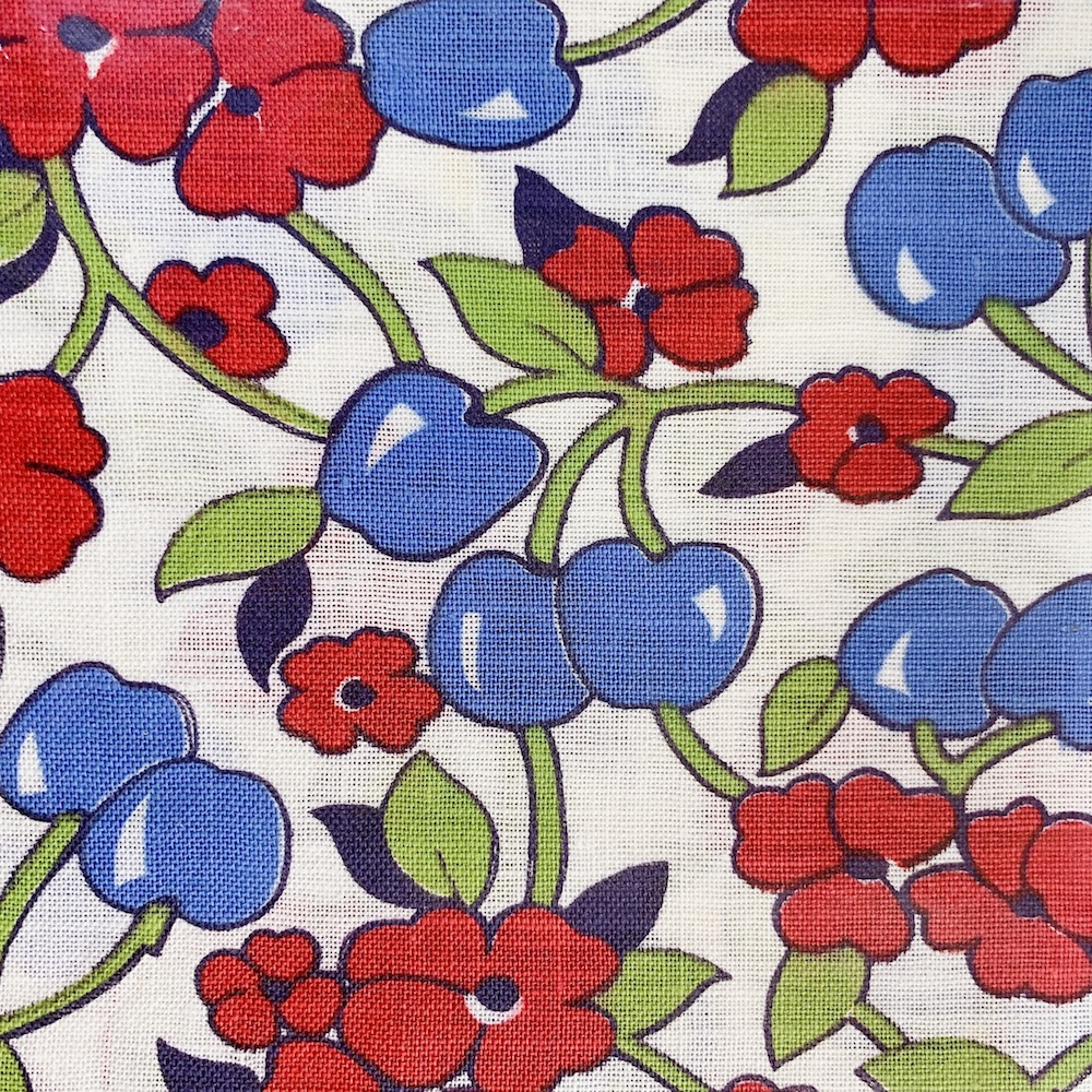 海外で人気の【フィードサック】 1930年代アメリカ製 穀物袋のカットクロス ヴィンテージ布  UFS-198