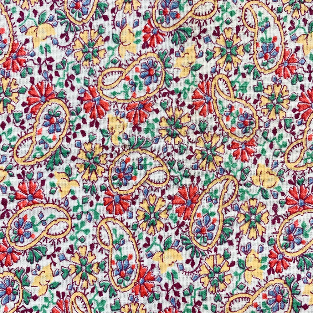 海外で人気の【フィードサック】  1930年代アメリカ製  穀物袋の布地  ヴィンテージ布  花柄  UFS-264