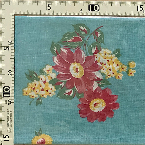 海外で人気の【フィードサック】  1930年代アメリカ製  穀物袋の布地  ヴィンテージ布  花柄　UFS-149