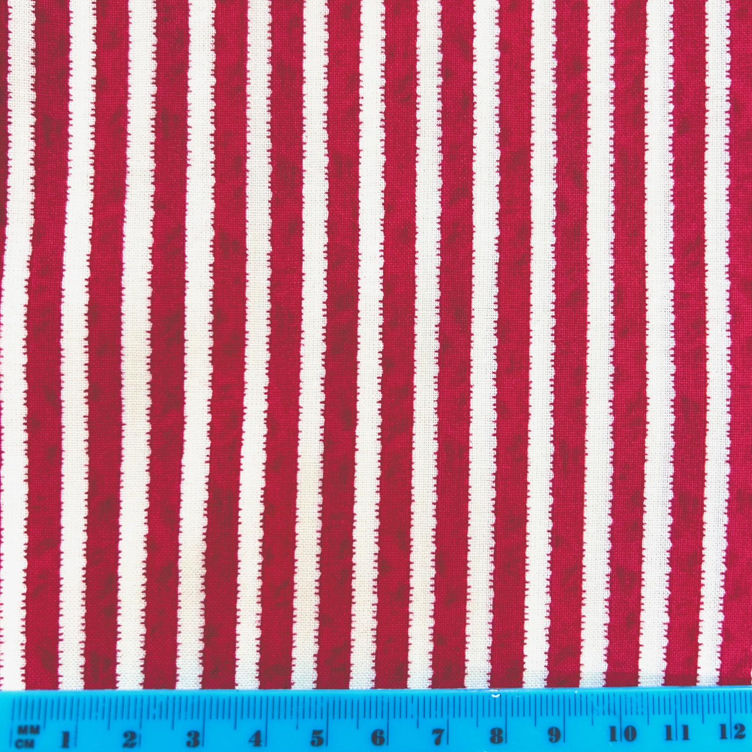 【USA輸入生地】レッド×ホワイト ストライプ柄 (USP-074)