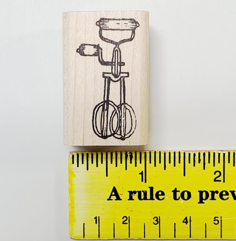 【USA製 ヴィンテージストック品】ヴィンテージ古道具 手回し泡立て器の木製ゴムスタンプ- Peddler's Pack Stamps manual whisk-(UWS-006) 　