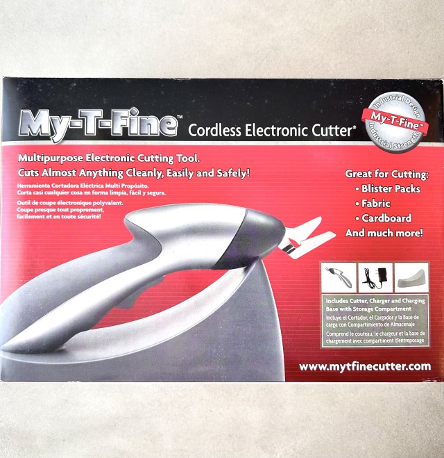 USA輸入品【 My-T-Fine 】コードレス電動カッター 厚手薄手生地、段ボールやプラスチック、レザーも力いらずに簡単カット! 廃盤 訳あり品 (NOT-321)