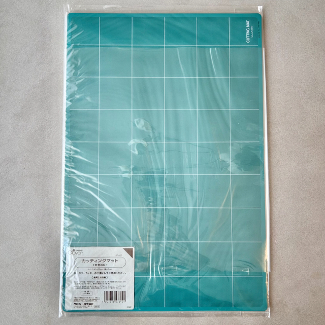 【 Clover 】カッティングマット 45 × 30cm  57-642  大判45 (NOT-325)