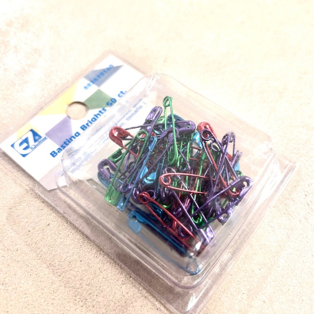 EZ Quilting】Basting Brights 仮止め用安全ピン 50本 4カラーアソート