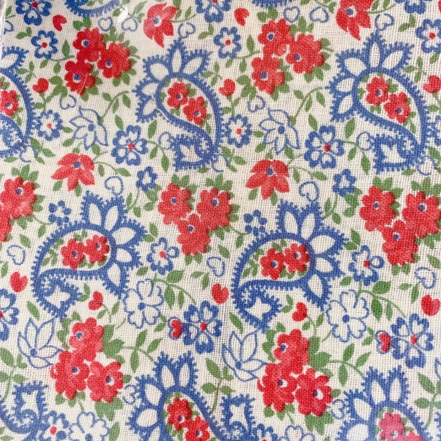 海外で人気の【フィードサック】 1930年代アメリカ製 穀物袋のカットクロス ヴィンテージ布  UFS-193