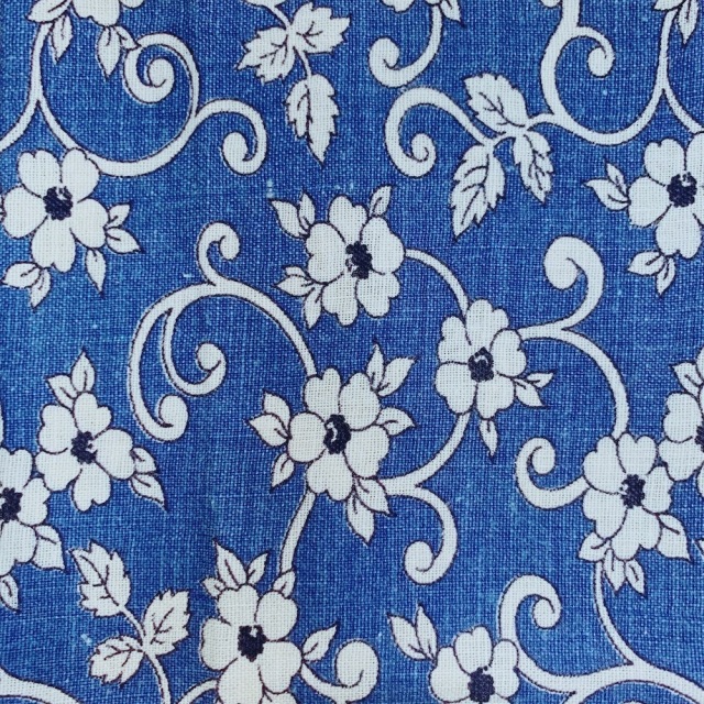 海外で人気の【フィードサック】  1930年代アメリカ製  穀物袋の布地  ヴィンテージ布   花柄　UFS-282