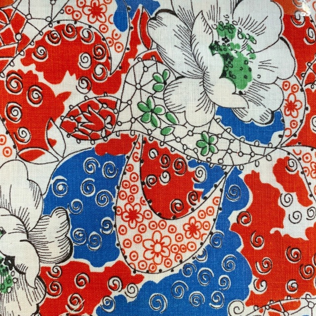 海外で人気の【フィードサック】  1930年代アメリカ製  穀物袋の布地  ヴィンテージ布   花柄　UFS-285