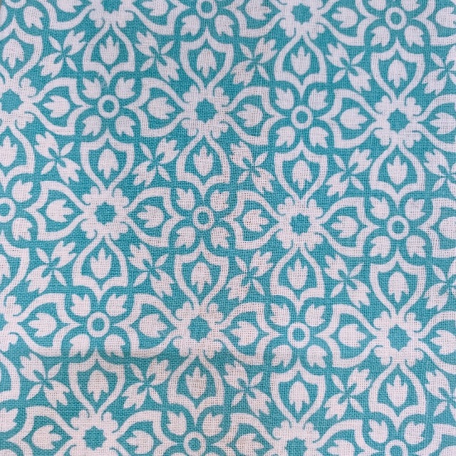 海外で人気の【フィードサック】  1930年代アメリカ製  穀物袋の布地  ヴィンテージ布   花柄　UFS-286