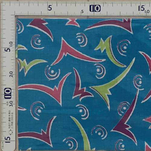 海外で人気の【フィードサック】 1930年代アメリカ製 穀物袋のカットクロス ヴィンテージ布   UFS-150