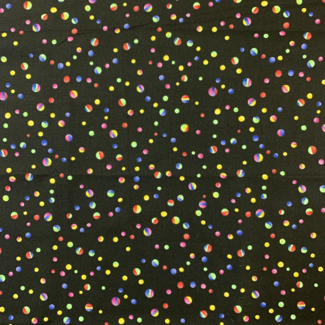 USA輸入コットン生地 50x55cm (UML-029)　　ブラック系　水玉柄　ドット柄