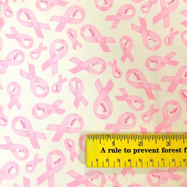 USAファブリック  ピンクリボン運動  布地  英字  ピーチピンク系　50×70cm(UOTS-138)