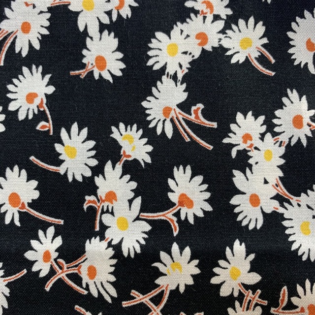 USAファブリック【サーティーズ（1930年代の復刻版生地）】レトロ花柄 ブラック系  (UTH-022)