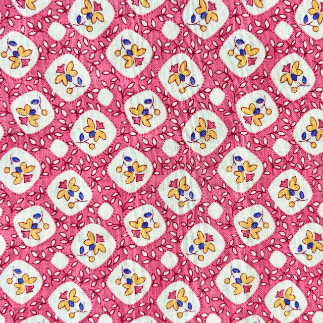 希少生地 USAコットン【サーティーズ(1930年代の復刻版生地)】レトロ花柄 ピンク系 18×32cm(UTH-239)