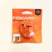 USAインポート【Fiskars】Scissors Sharpener  シザーズシャープナー フィスカースのハサミ研ぎ (NOT-258)