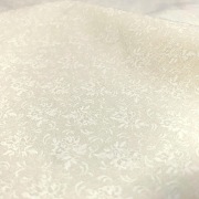白系生地【草花柄プリント】UOW-002　50×110cm