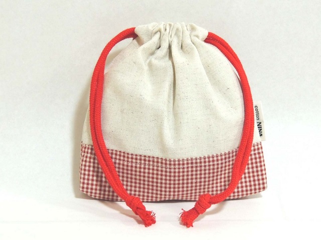 アイボリー コットン 巾着袋 600枚セット　サイズ高さ10センチ幅8センチ アイボリー コットン 巾着袋 600枚セット サイズ高さ10センチ幅8センチ