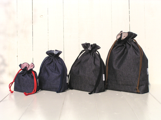巾着バッグ