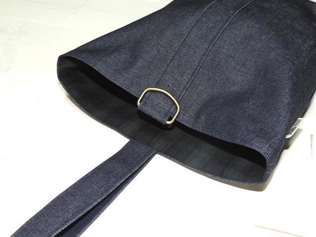 デニムタータンシューズ入れ