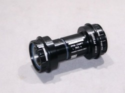 WISHBONE BOTTOMBRACKET PF3025P ウィッシュボーン ボトムブラケット PF3025P 1