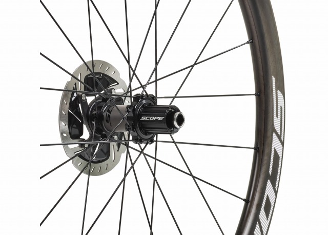 送料無料 SCOPE CYCLING R4D DISC BRAKE TLR F/R WHEEL SHIMANO UD 