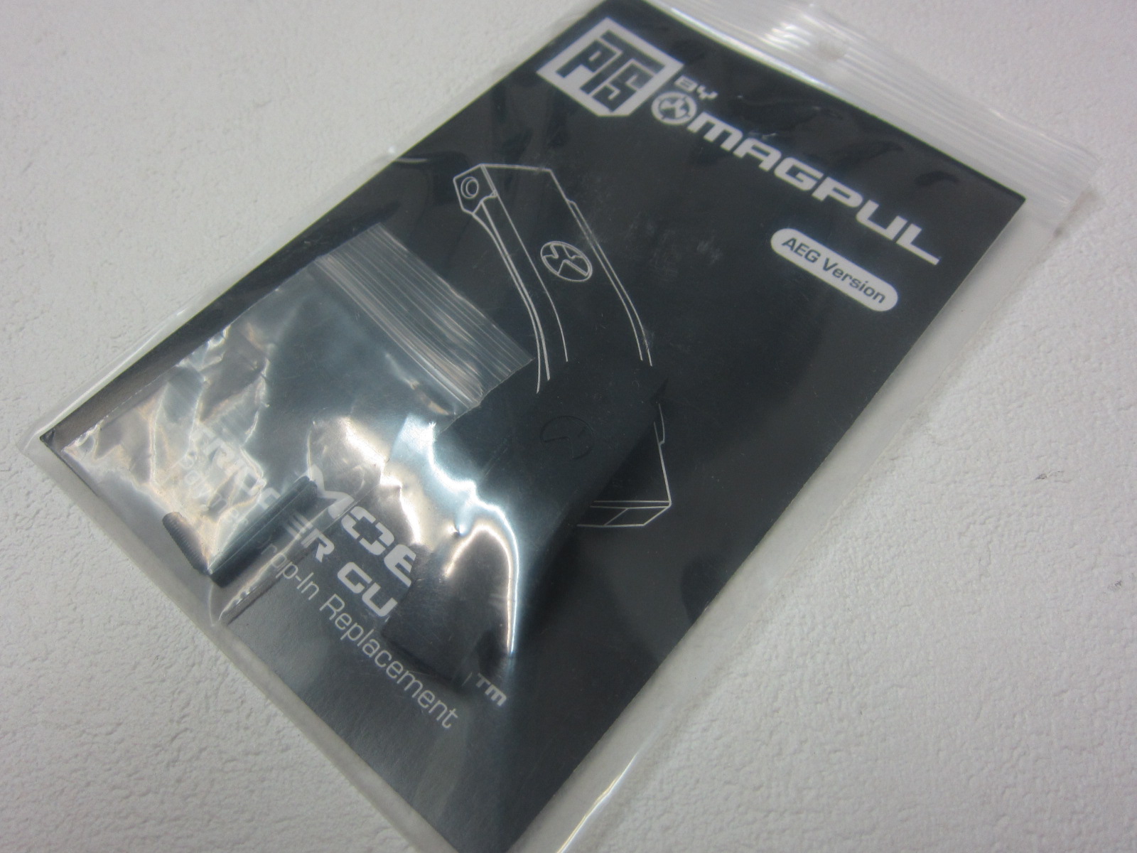 マグプル製PTS ＭＯＥポリマー製トリガーガード電動用ＢＫ新品