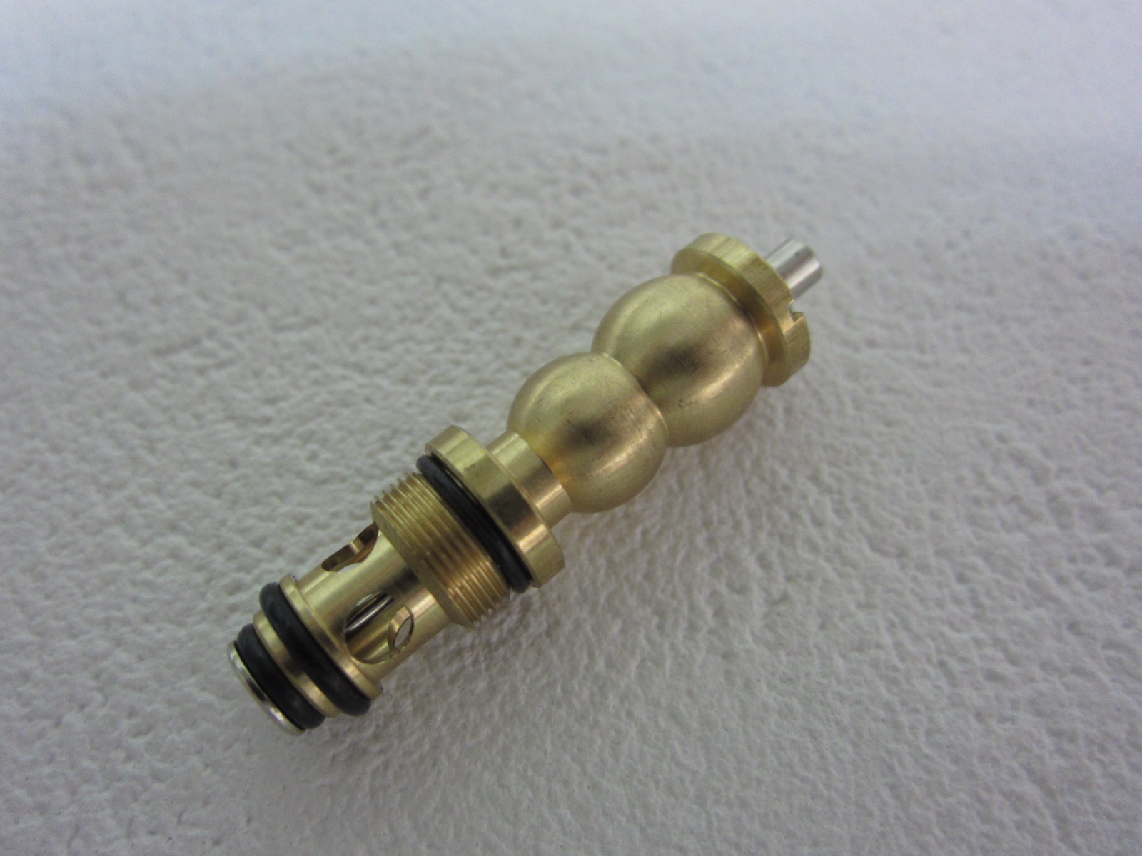 WE　M4、M14、GBBマガジン用メインバルブ純正新品