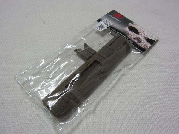 エレメント製レールカバースイッチポケット付き新品DE