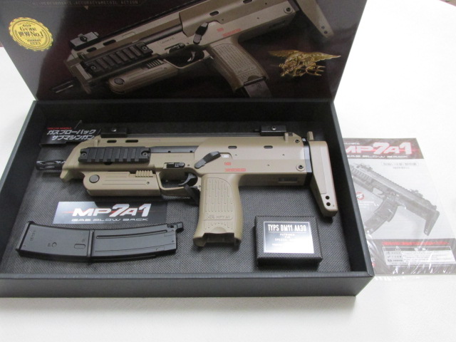 東京マルイMP7A1ガスブローバックTAN新品