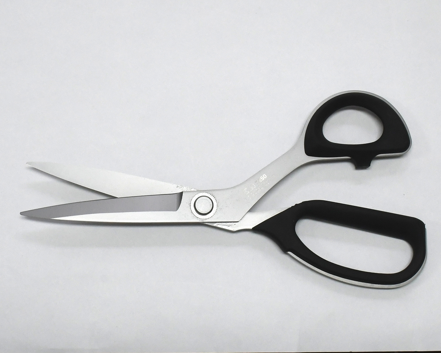 ※特別送料無料※　貝印　ラシャ鋏　裁ちばさみ　7250　ステンレス　25cm 　KAI　最高級　7000シリーズ