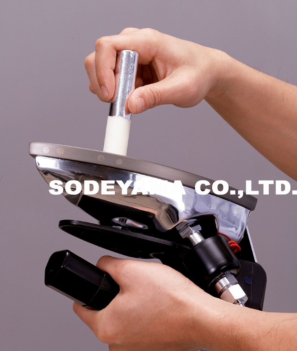 1880 業務用・アイロンクリーナーアイロンのソール汚れ除去に！接着樹脂の除去に！