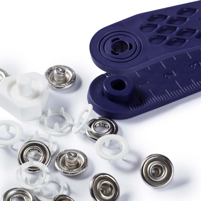 《Prym》プリム　スナップ　ジャージー・リング・ホワイト 　径10ｍｍ/10セット入キット付　 ジャージボタン　アメリカンホック　ぼたん　ボタン取り付けキット　390111