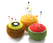 《Prym》プリム　ドイツ ウエイトピンクッション　約90ｇ オレンジ　キウイ　スイカ　3種類展開　 PRYM Pin Cushion Fixing Weight コットンウール　フルーツピンクッション 610 330 610 331 610 332 針山　マグネット
